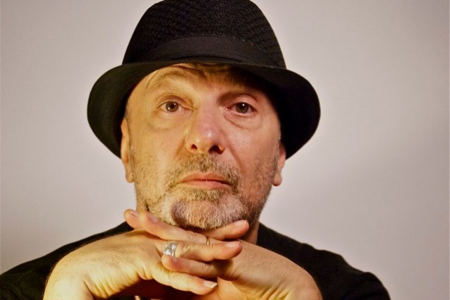 Stagione d’autore di Musical Box Eventi : “Un sabato italiano show 30” di Sergio Caputo 